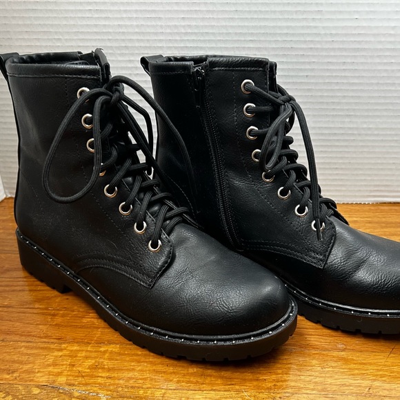 Esprit Boots - Picture 4 of 4